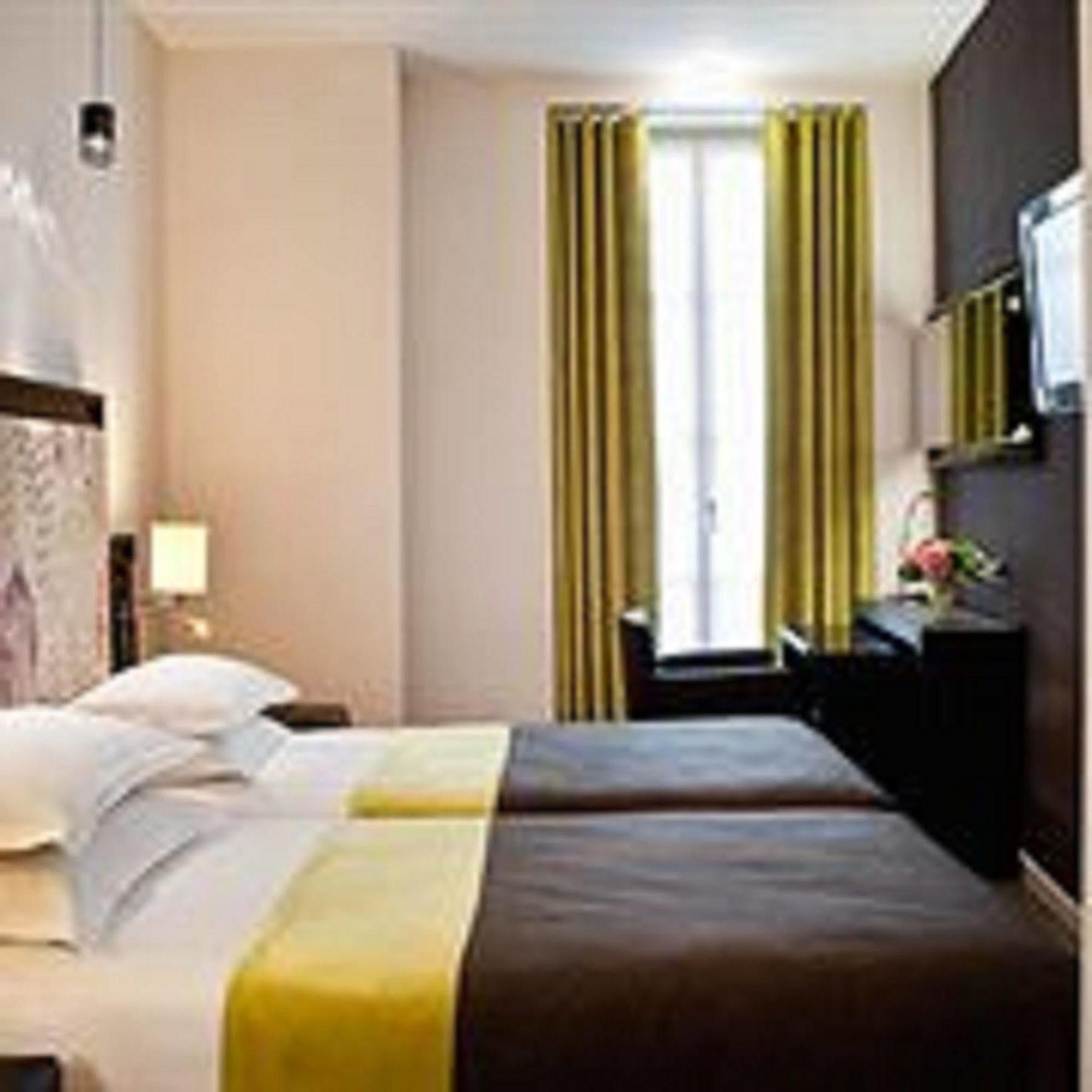 Hotel Caron Le Marais Paris Exterior photo